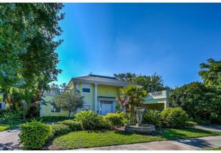 45 Adalia Ave, Tampa, FL 33606-3301