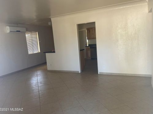 4858 2nd St, Tucson AZ  85711-1207 exterior