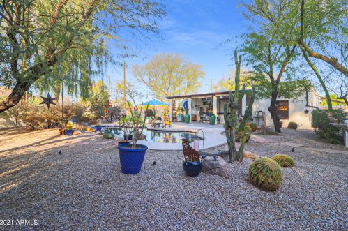 3640 60th St, Phoenix AZ 85018-6708 exterior