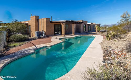 4330 Paseo De Los Rancheros, Tucson AZ 85745-9732 exterior