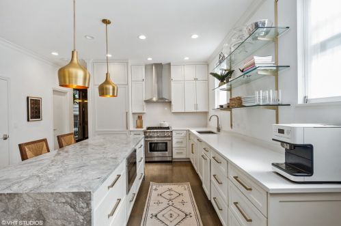 1614 Paulina St, Chicago, IL 60608-1915