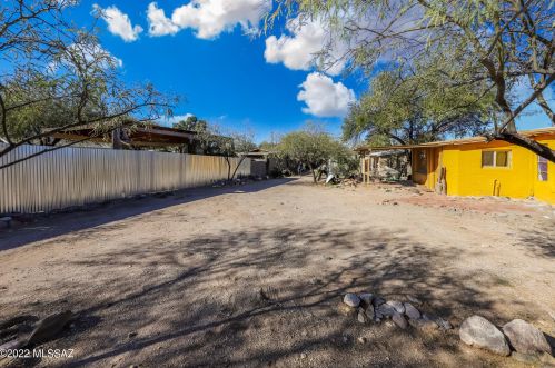 2630 Estrella Ave, Tucson AZ  85705-4558 exterior