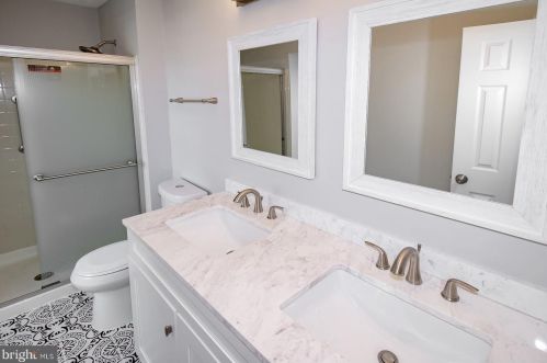 2808 Schubert Dr, Silver Spring MD 20904-6881 exterior