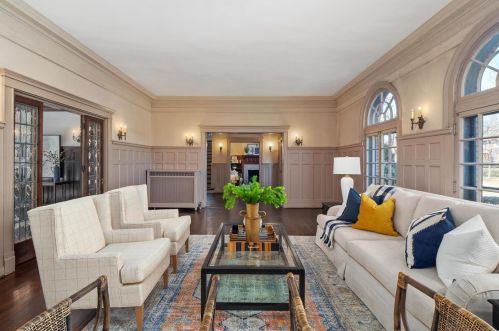 16 Kingsbury Pl, Saint Louis MO 63112-1825 exterior