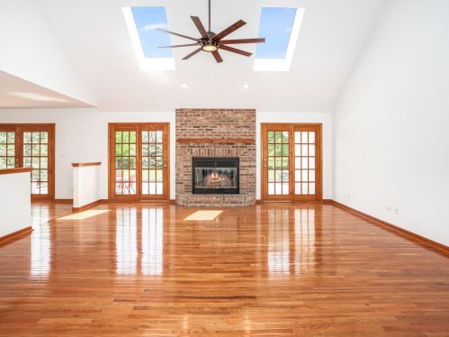 24408 Park Riv Ln, Joliet IL 60404-7673 exterior