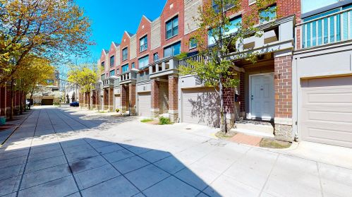 2753 Wayne Ave, Chicago IL  60614-1231 exterior