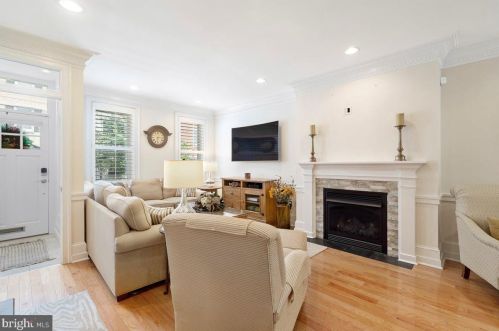 756 24 St, Philadelphia PA 19130-1953 exterior