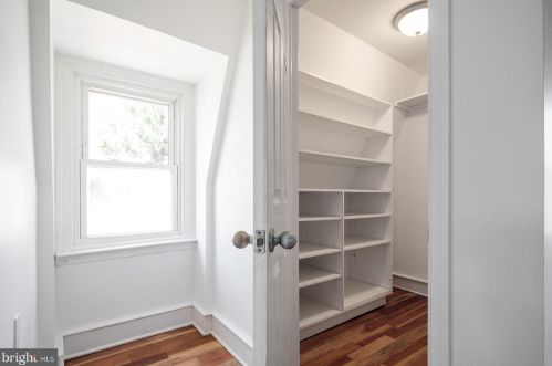 6328 Camac St, Philadelphia PA  19141-3312 exterior