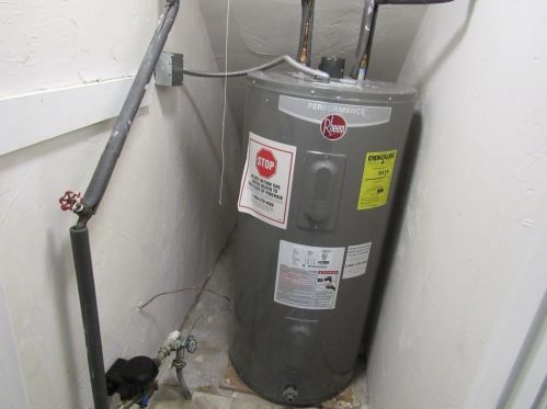 11 Constitution Way, Methuen MA  01844-5710 exterior