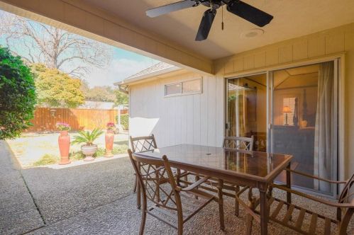 6715 Clearhaven Dr, Dallas TX 75248-4151 exterior