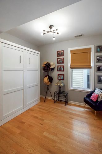 2152 Farragut Ave, Chicago IL 60625-1204 exterior