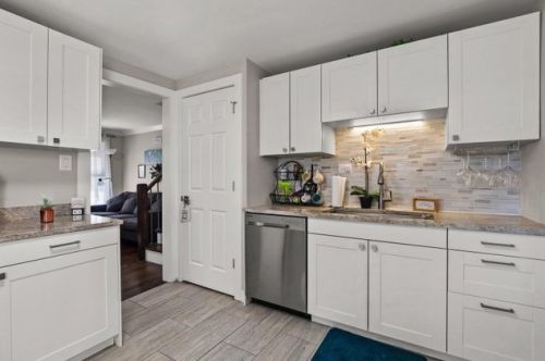 8524 Seeley Ave, Chicago IL  60620-6036 exterior