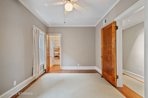 1318 Thorndale Ave, Chicago IL 60631-2287 exterior