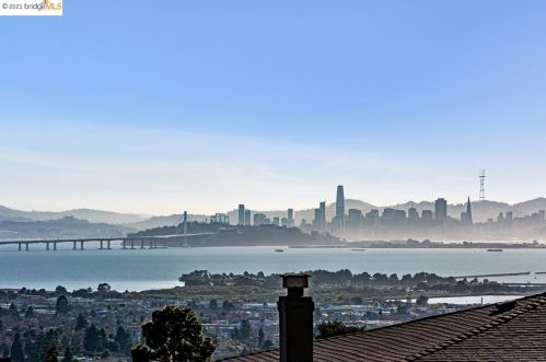 615 Arlington Ave, Berkeley CA 94707-1039 exterior