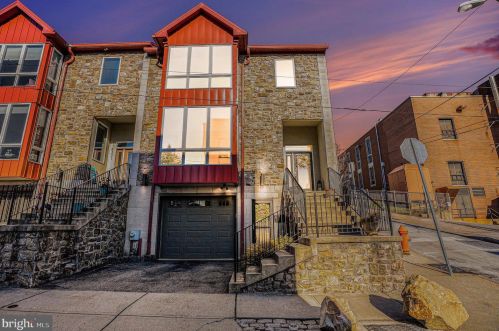 4329 Boone St, Philadelphia PA  19128-4904 exterior