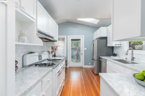 733 Ramona, Berkeley CA 94706-2104 exterior