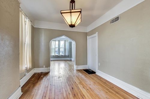 2324 Armitage Ave, Chicago IL 60647-4342 exterior