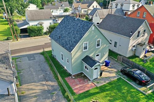 10 Jefferson St, Taunton MA  02780-2551 exterior