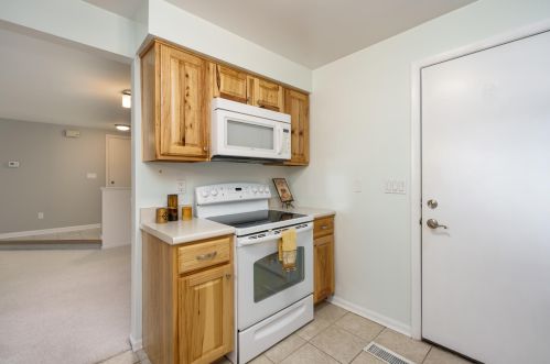 7615 Blackmar Cir, Kalamazoo MI 49024-4089 exterior