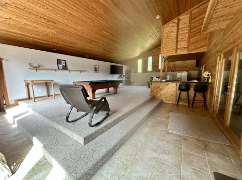 7556 210th Ave, Reed City MI  49677-8645 exterior