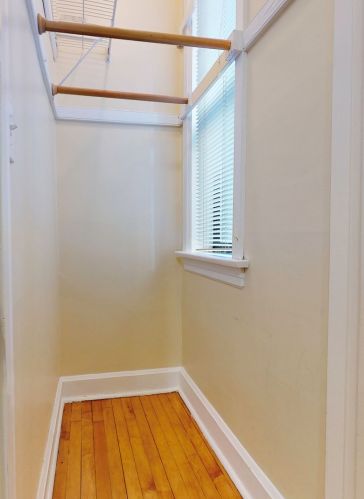 1922 Wilson Ave, Chicago IL 60625-3760 exterior