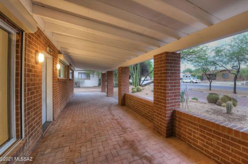 2101 Copper St, Tucson AZ  85719-3213 exterior