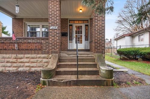 2216 Brownsville Rd, Pittsburgh, PA 15210-4238