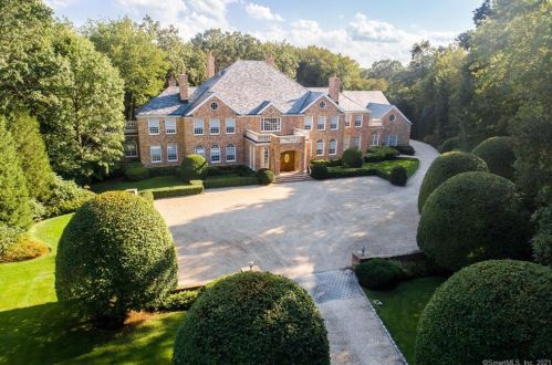 61 Lower Cross Rd, Greenwich, CT 06831-3001