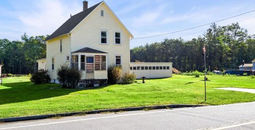 193 Main St, Plaistow NH 03865-3013 exterior