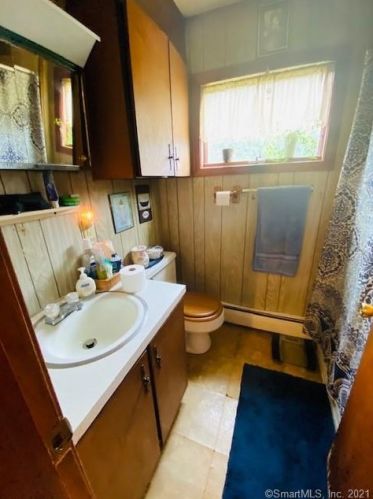 63 Morin Ave, Killingly CT 06239-2146 exterior