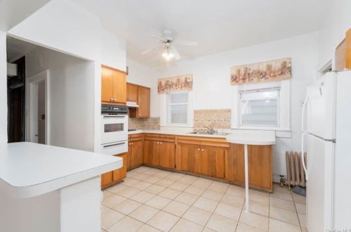 155 Hillside Ave, Mount Vernon NY 10553-1332 exterior