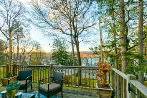 56 Glenside Trl, Sparta NJ  07871-1244 exterior