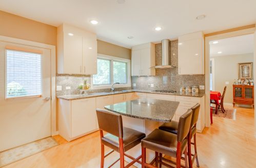 3636 Arthur Ave, Chicago IL 60712-4030 exterior