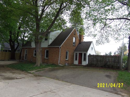 3221 Main St, Kalamazoo, MI 49006-6058