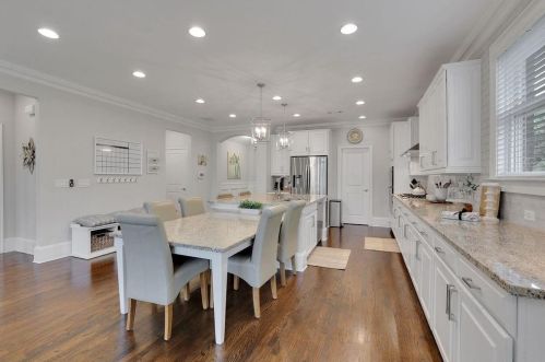 3573 Brookleigh Ln, Atlanta GA 30319-2219 exterior