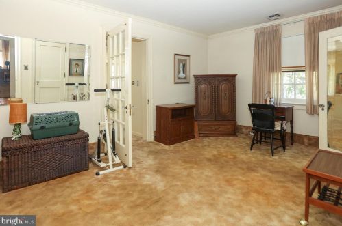 10 Ardmore Ave, Ardmore PA 19003-1017 exterior