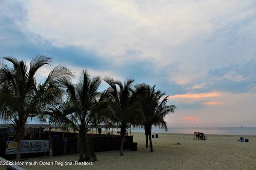 309 Hawthorne Ave, Point Pleasant Beach NJ 08742-2540 exterior