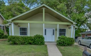 1027 Kent St, Durham NC  27707-1231 exterior