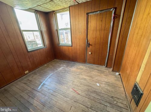 859 Prince St, Lancaster PA 17603-5811 exterior