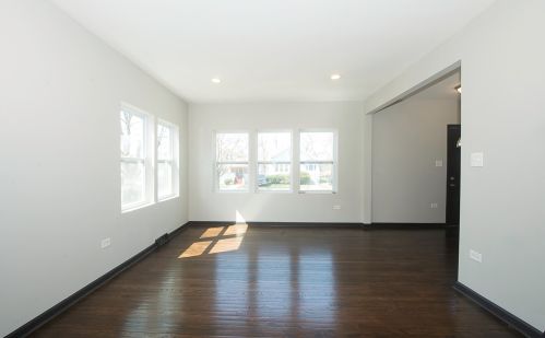 1821 11 Ave, Broadview IL 60153-3109 exterior