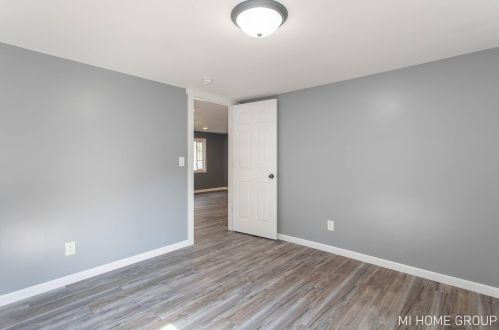 3816 Flamingo Ave, Wyoming MI exterior