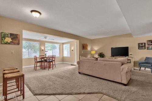 4120 Alan Ln, Phoenix AZ 85028-4114 exterior