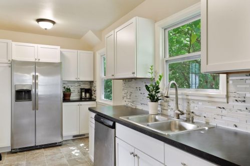 372 Fulton St, Saint Paul MN  55102-3407 exterior