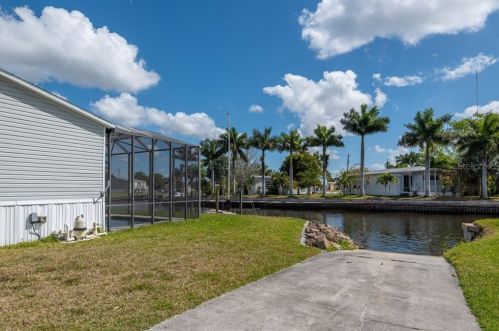 4914 Almar Dr, Punta Gorda FL 33950-8715 exterior