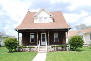 1512 3rd St, Mishawaka, IN 46544-2932