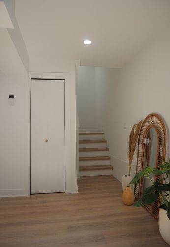 2621 Troy St, Chicago IL 60655-2320 exterior