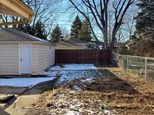 526 Clayton Ave, Hillside IL 60162-1357 exterior