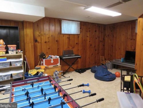 1716 Macon St, Mc Lean, VA 22101-5131