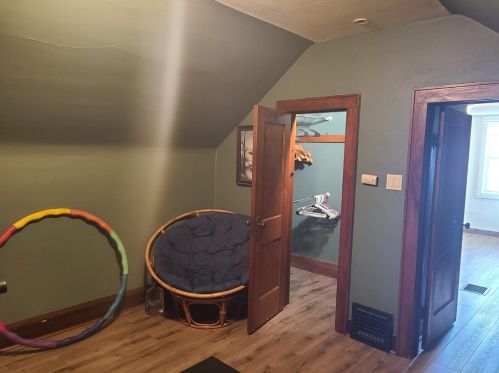 1417 Oklahoma Ave, Milwaukee WI 53207-2431 exterior