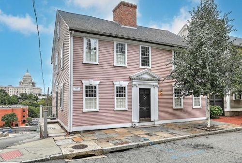 56 Benefit St, Providence RI  02904-2702 exterior